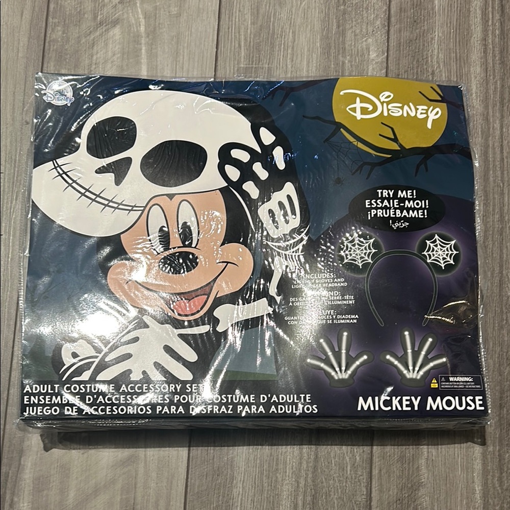 Disney Mickey Mouse Glow-in-the-Dark Costume Accessory Set - Black and White